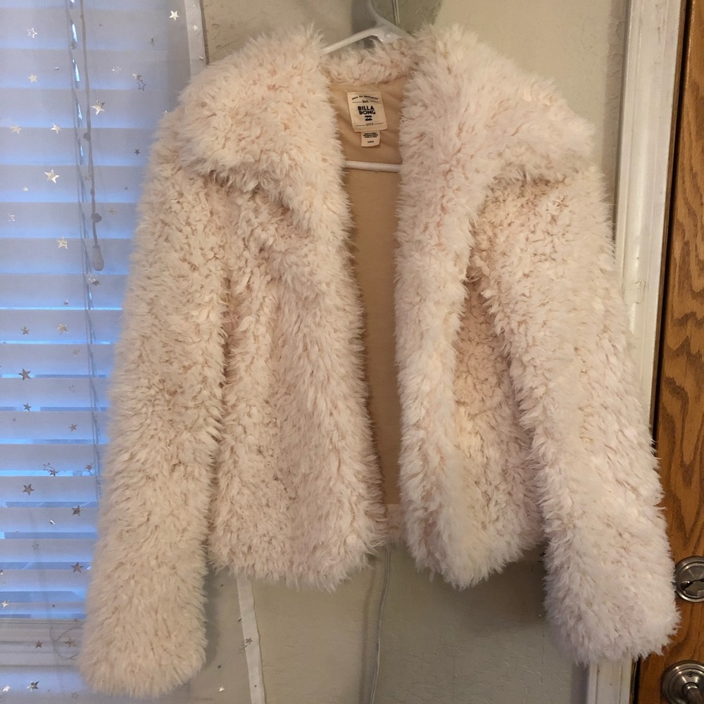 Billabong faux fur jacket